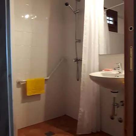 El Pino Hostel *